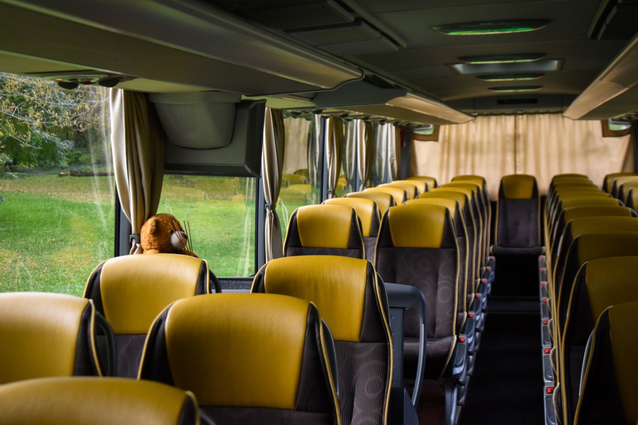 Mercedes Tourismo for 58 Passengers view 3